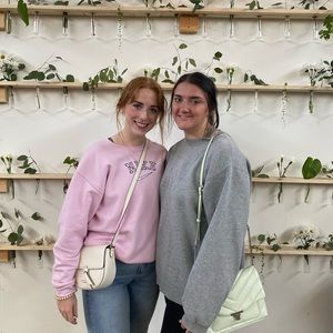 Meet your Posher, Claire